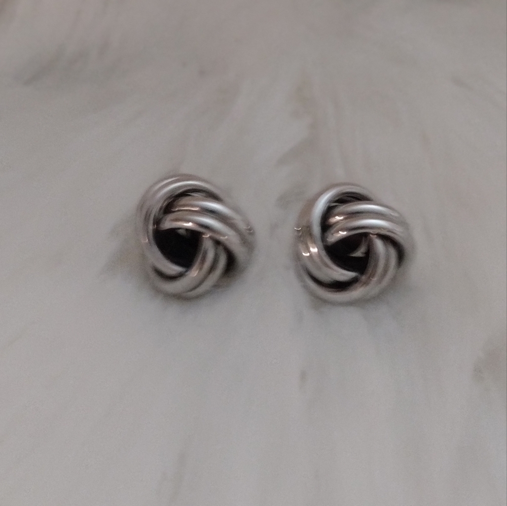 🩷Cute knot earrings🩷